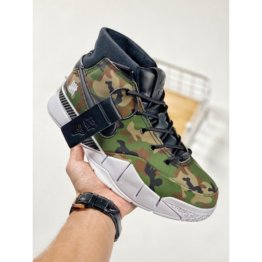 nike camouflage basketball shoes