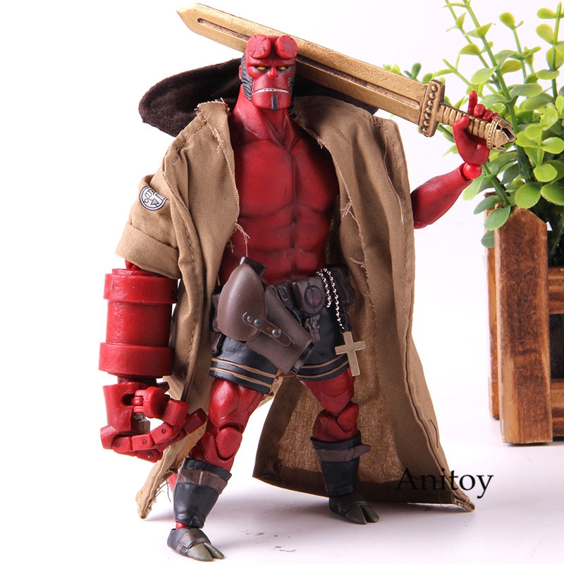 dark horse hellboy figure