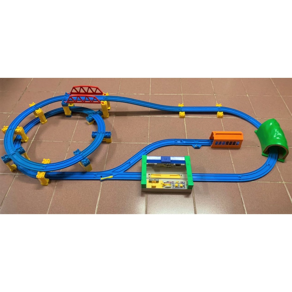 (PRELOVED) TAKARA TOMY PLARAIL CLIMB TRACK RAIL (WITH SOUND STATION AND TRAIN SET) Shopee Malaysia