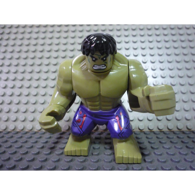 incredible hulk lego figure