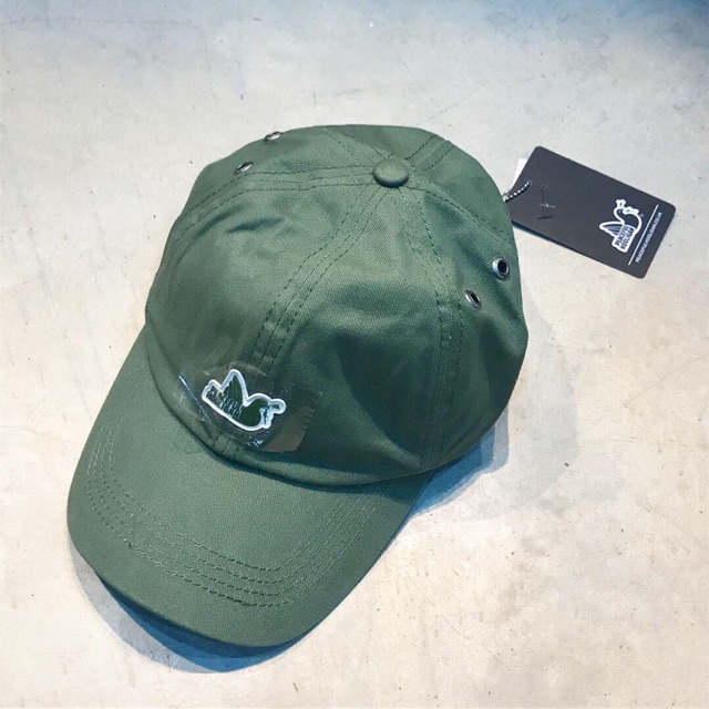 caps peaceful hooligan