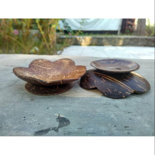 Coconut Shell Flower Shape sambal Holder