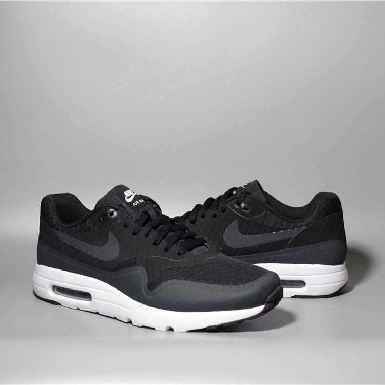 nike air max 1 ultra black