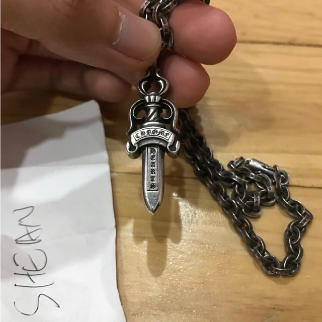 Chrome Hearts Paper Chain Dagger Pendant Shopee Malaysia