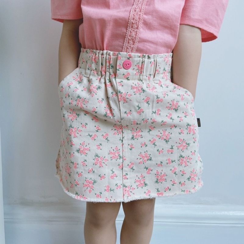 可愛いクリスマスツリーやギフトが 送料無料 カペジオ Capezio 女の子用 ファッション 子供服 スカート Girls Double Layer Pull On Skirt Black Fucoa Cl