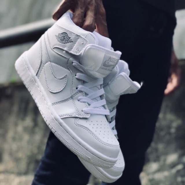 nike air jordan high white