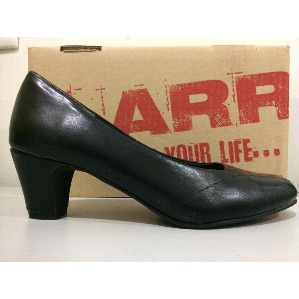 larrie shoes price