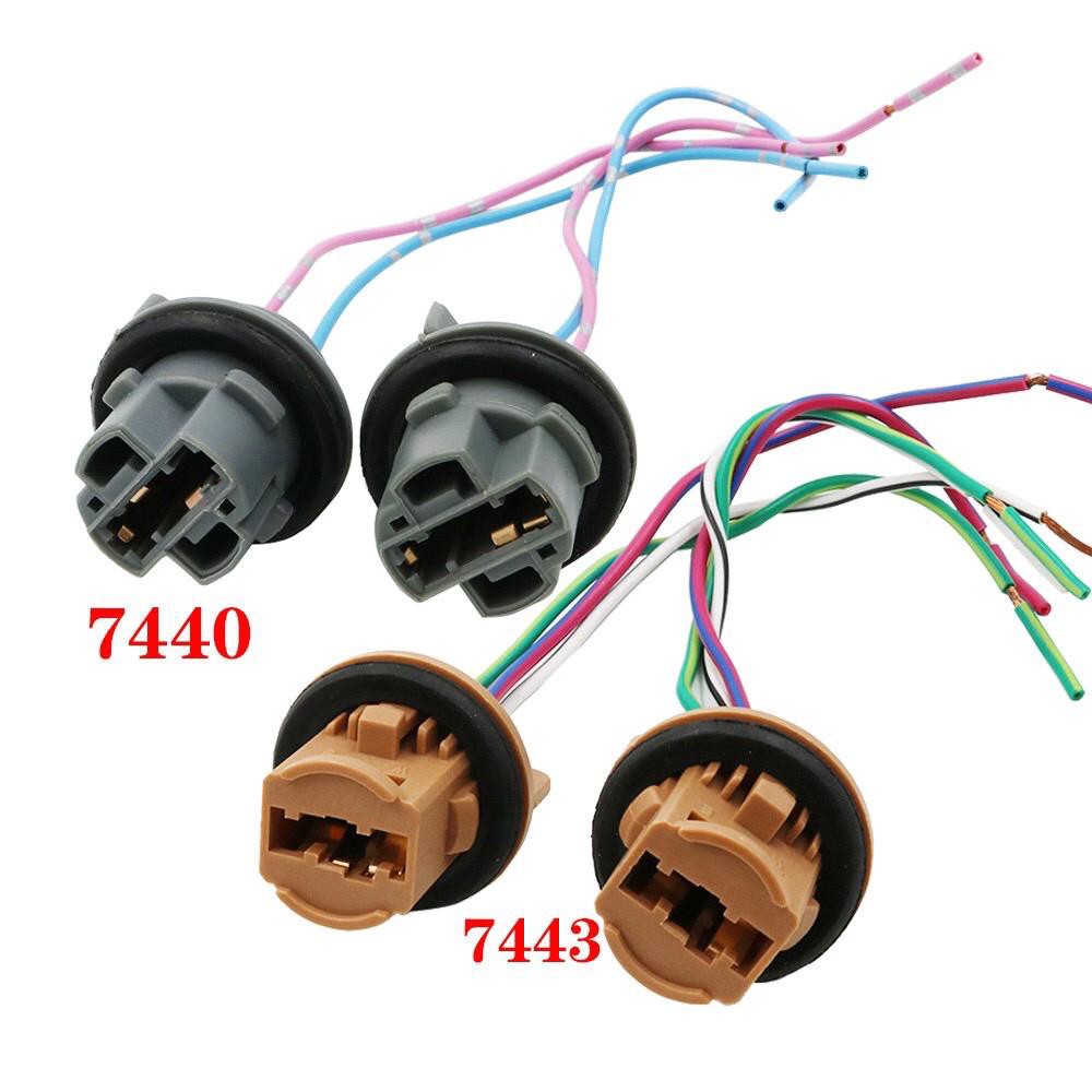 Pack of 2 HUIQIAODS 7440 T20 7441 Wiring Harness Plug Female Adapter for Turn Signal/Reverse Light Bulbs Socket 