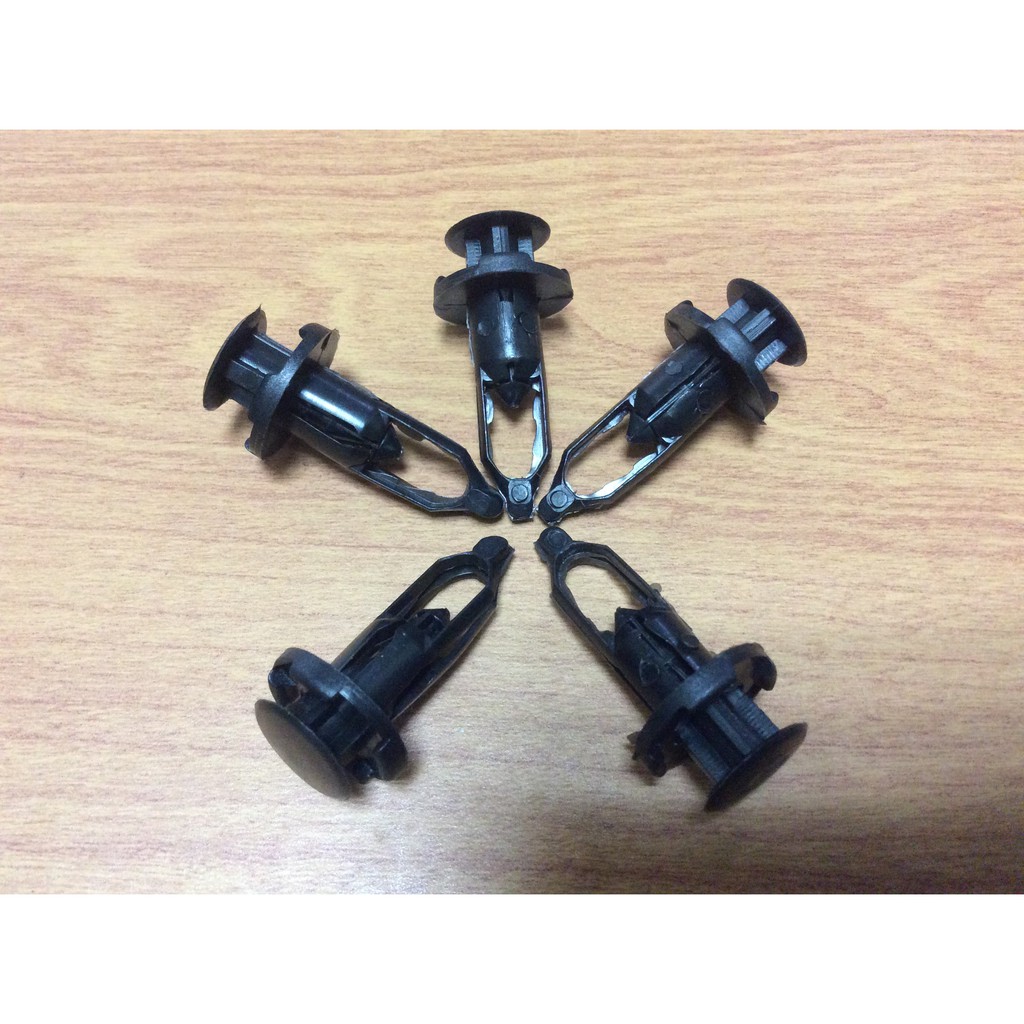 Bumper Grille Clip For toyota innova wish fortuner altis yaris sienta