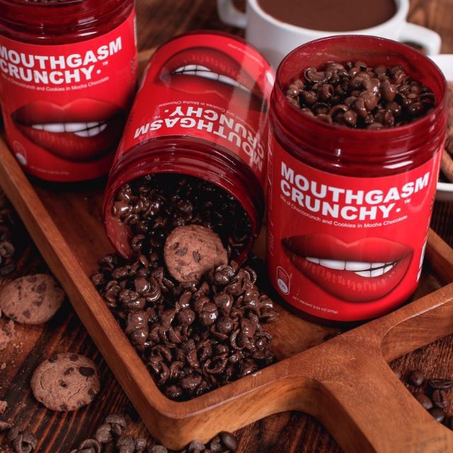 [READY STOCK] Mouthgasm Crunchy!! Mix of Chococrunch and Cookies in Mocha Chocolate