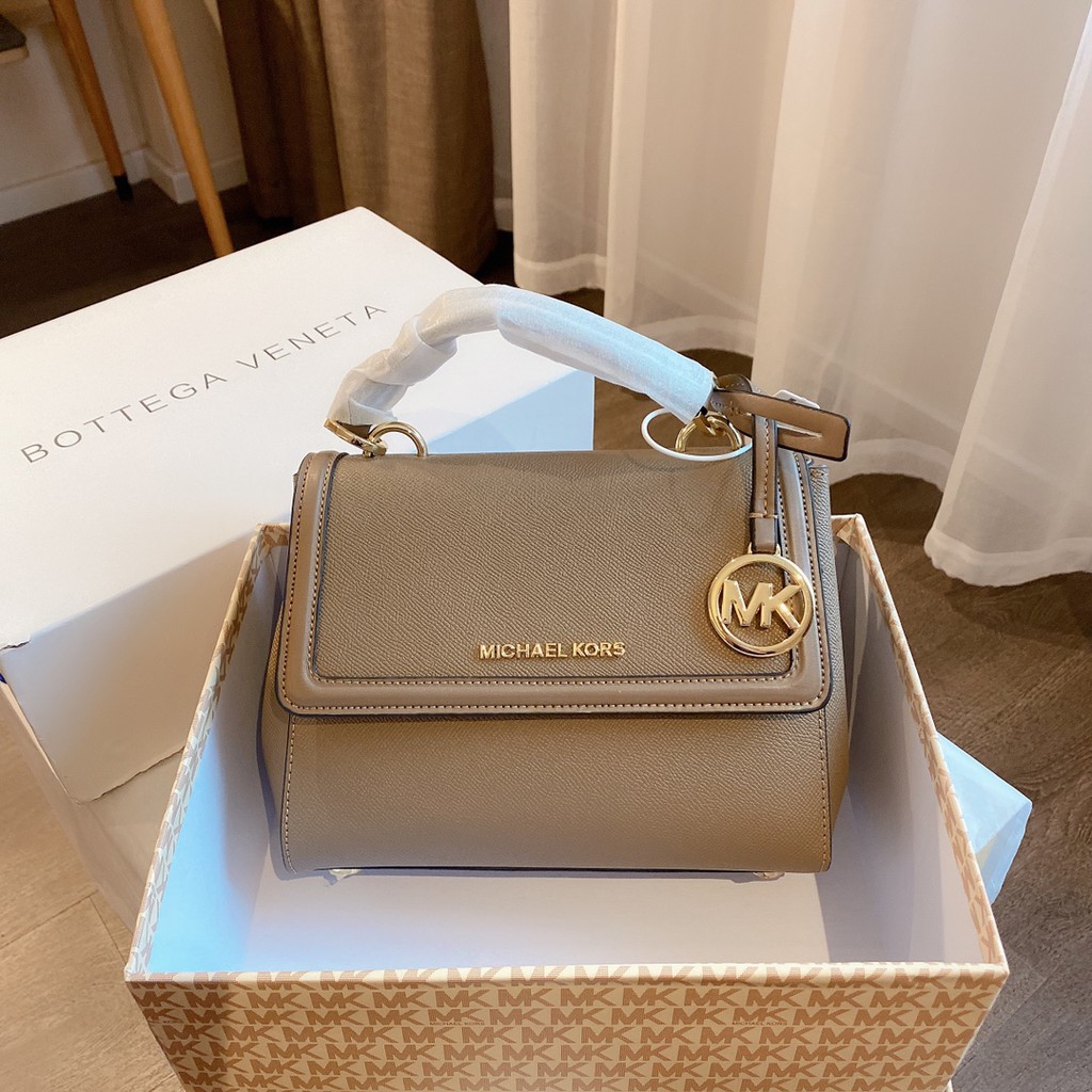 michael kors gift box for purse