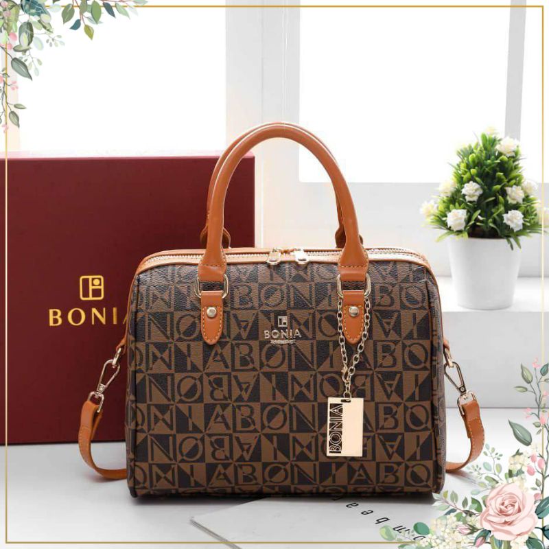 Bonia beg tangan Handbag price,