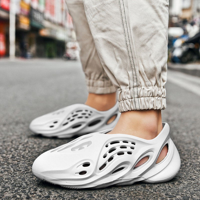 yeezy clog