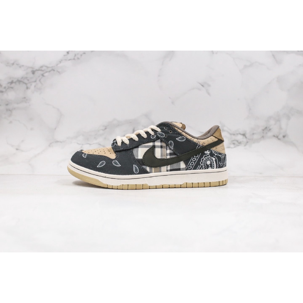 nike plaid sneakers
