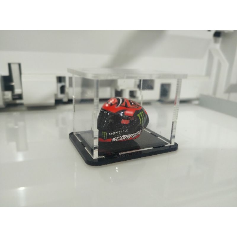 112 Scale 2022 Scale fabio quartararo Helmet Miniature + acrylic box