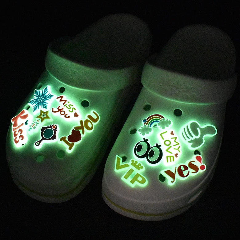 Crocs Jibbitz Creative Cute Cartoon Colorful Luminous Patterns Shoes Buckle/ Shoes Charm/Crocs Button