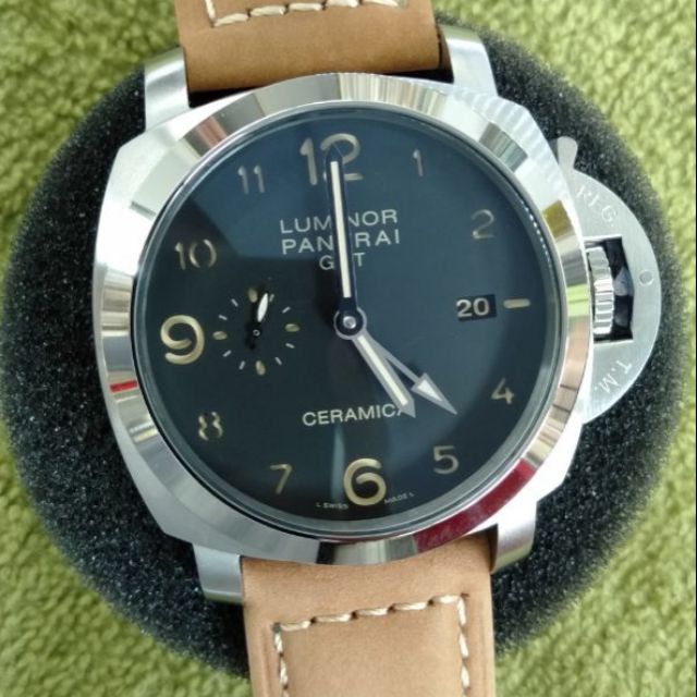 44mm dive watch