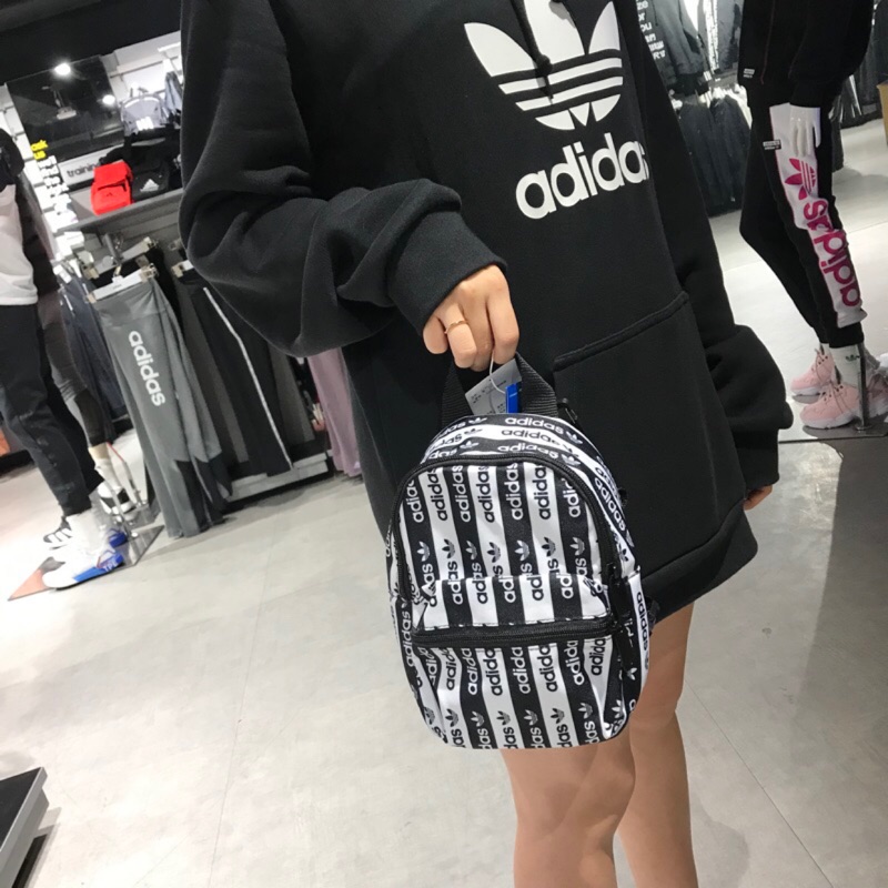 adidas classic mini backpack malaysia