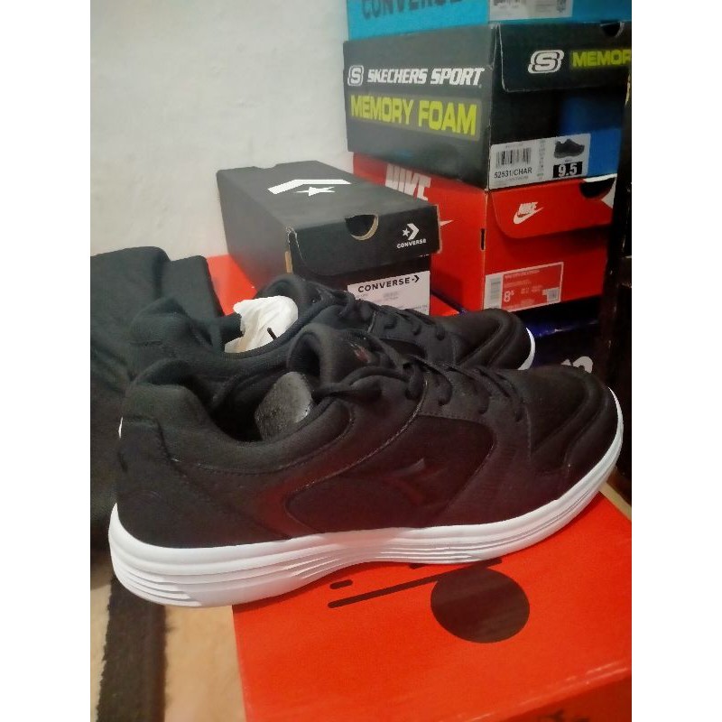diadora shopee
