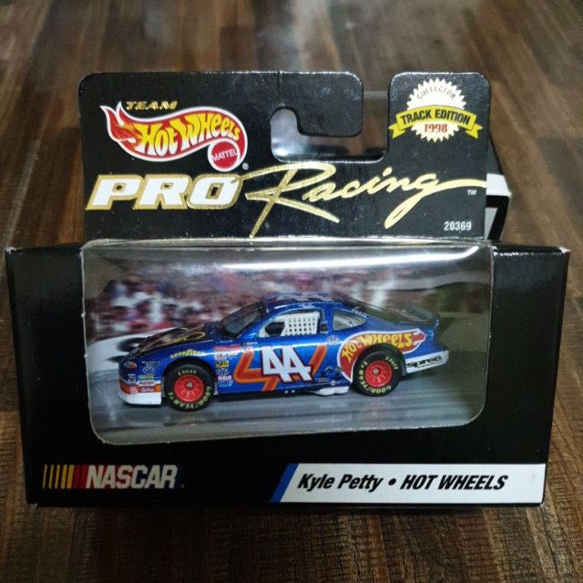 kyle petty hot wheels car