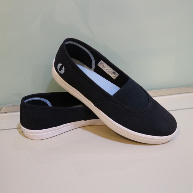 fred perry slip on shoes