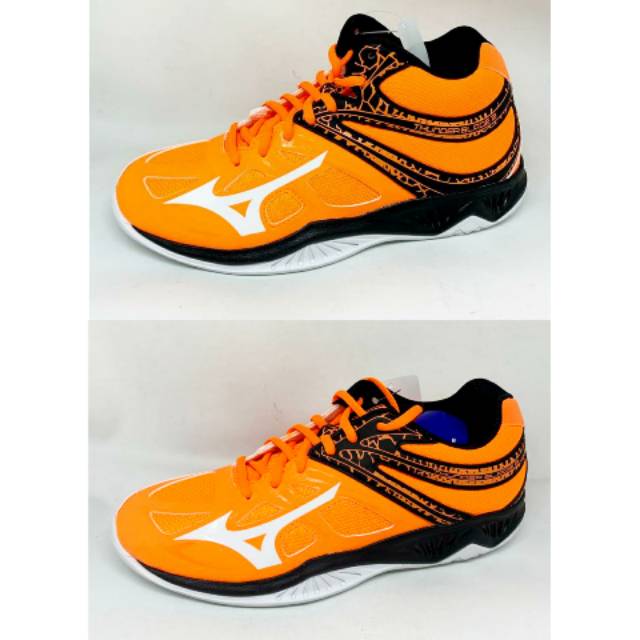 mizuno volleyball shoes black and orange