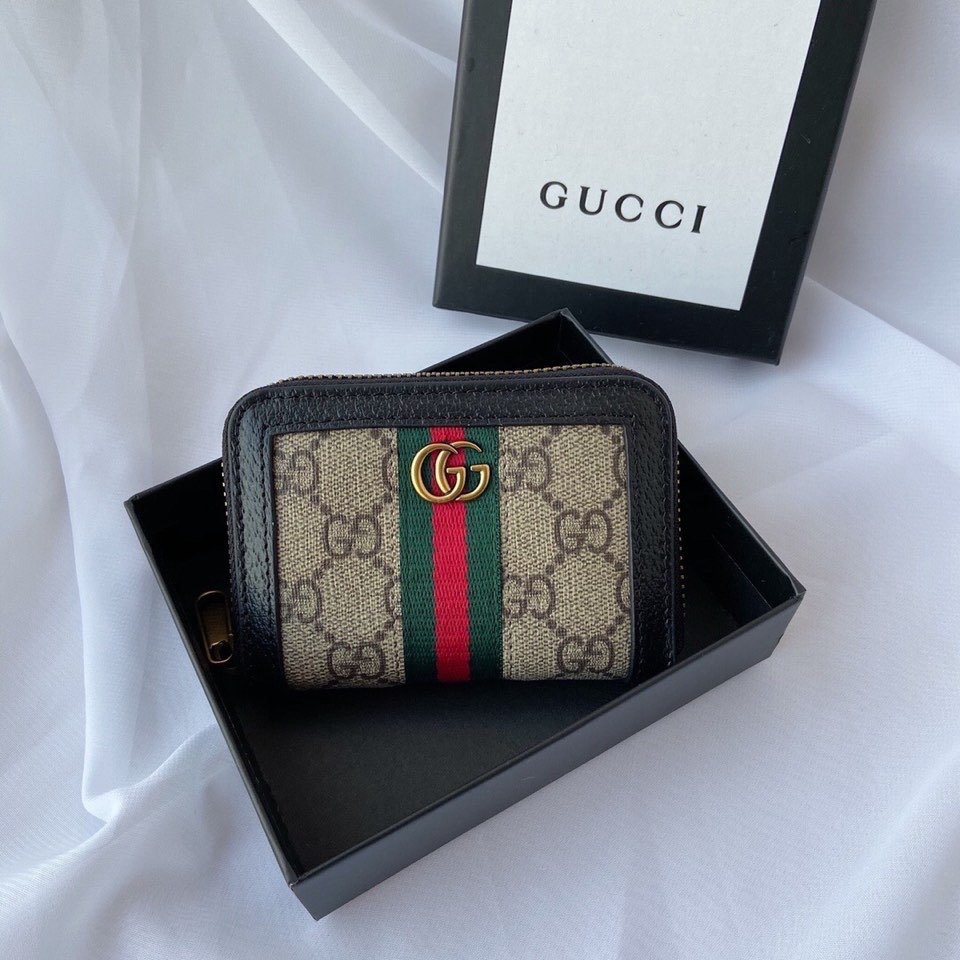 gucci coin holder