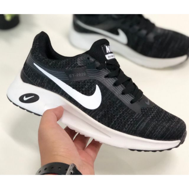 nike pegasus ultra