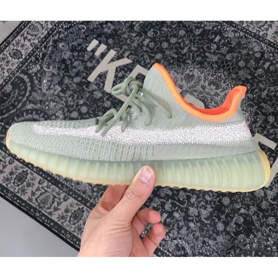 YEEZY SLIDE Resin Review or Don t Buy Before.