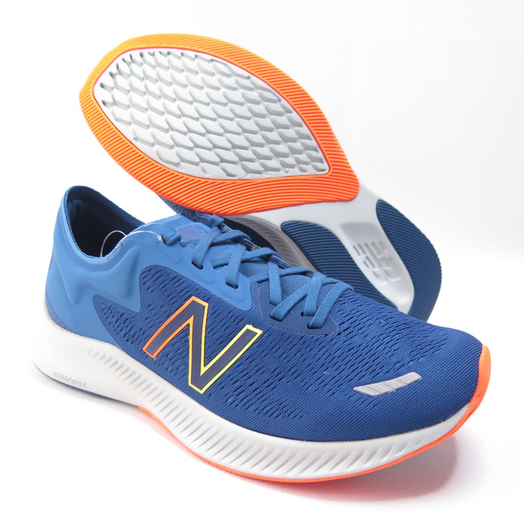 new balance men's lightweight running shoes