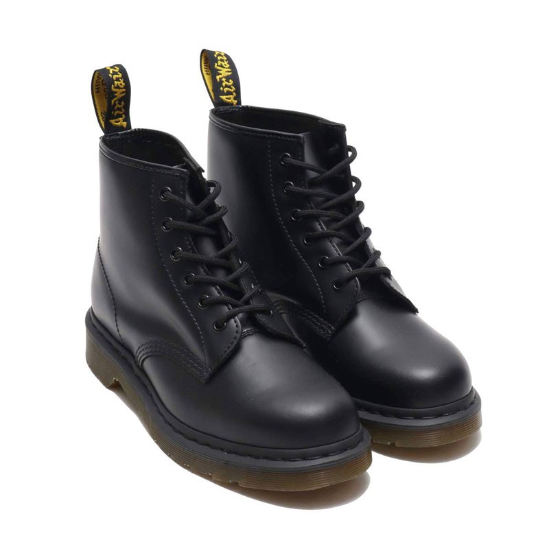 dr martens 6 hole