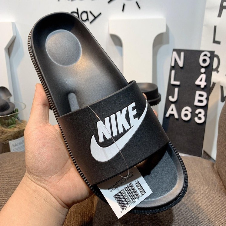 nike slip ons slippers