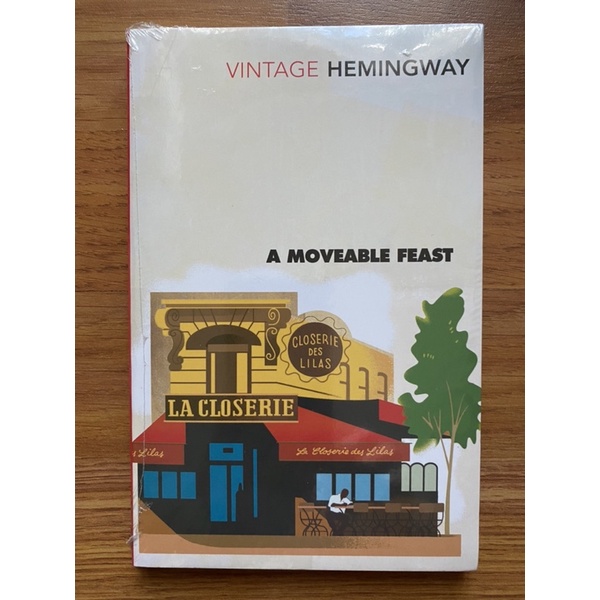 A Moveable Feast by Ernest Hemingway (Vintage Classics) (Biography Memoir - Travel - British Literature)