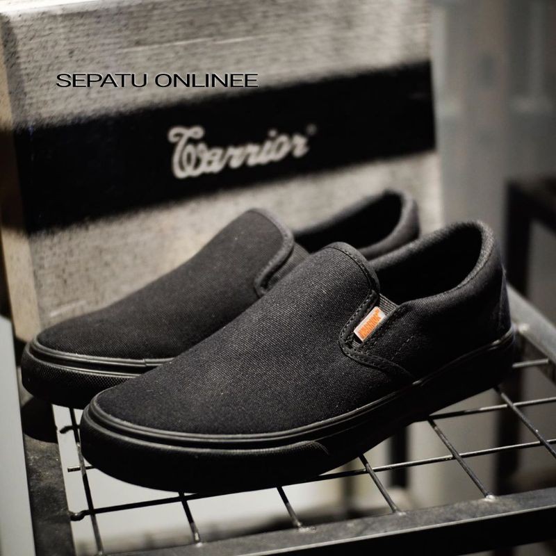 warrior slip on
