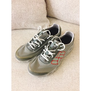 columbia omni grip techlite shoes