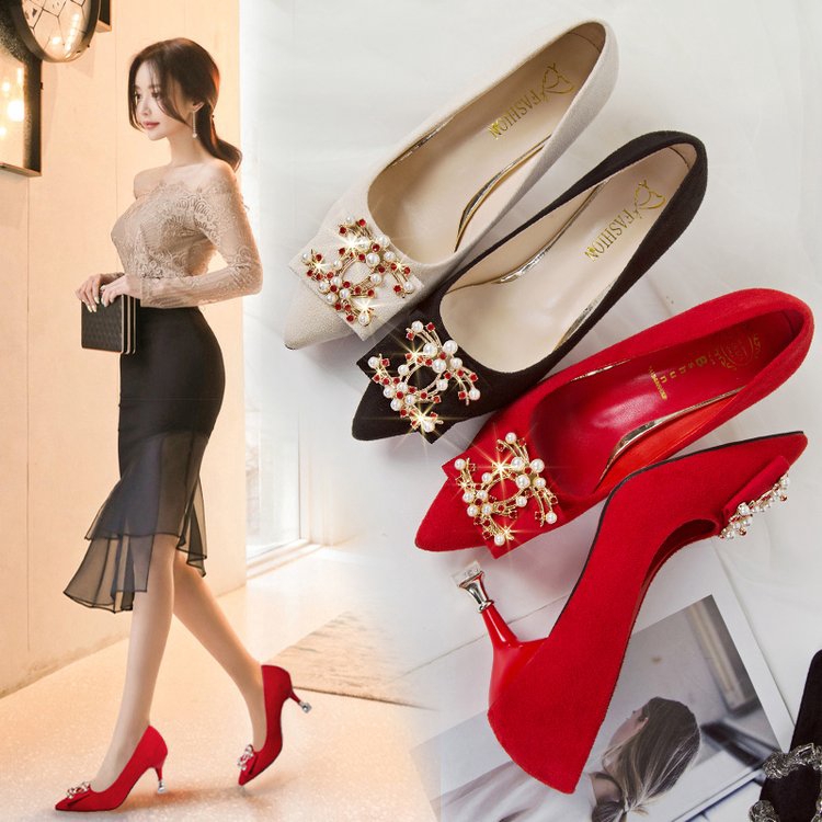 red wedding heels for bride