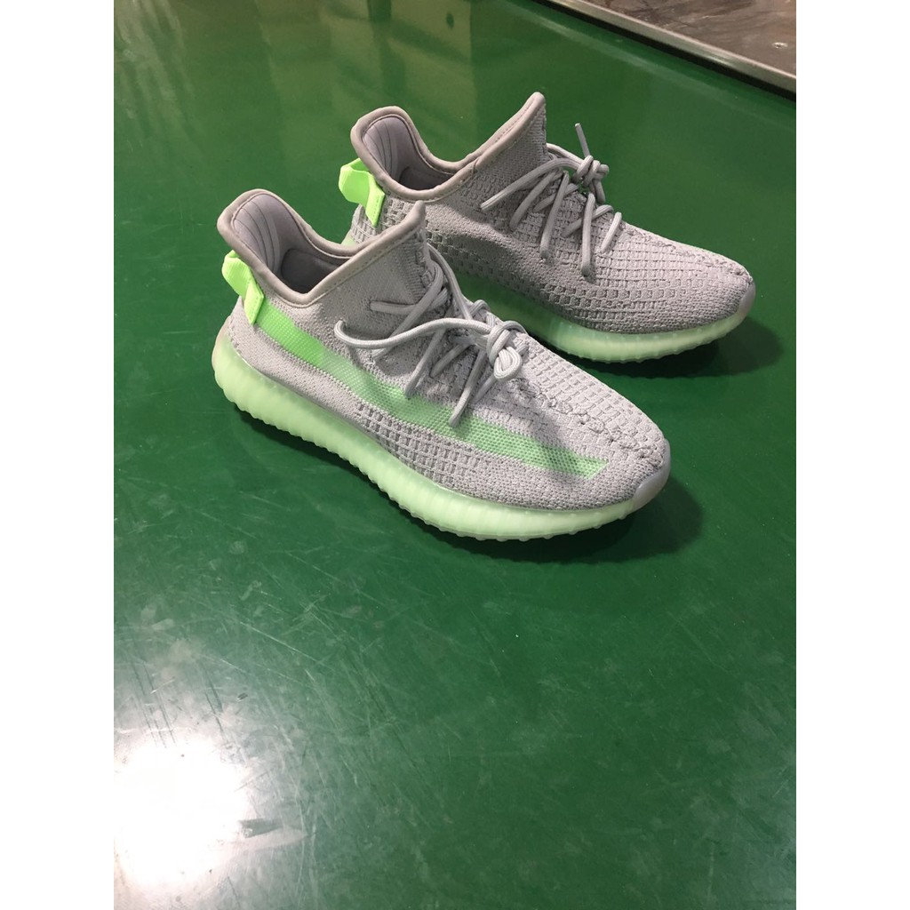 adidas green sports shoes