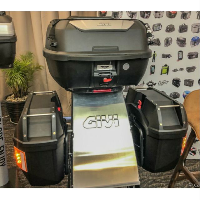 givi side box