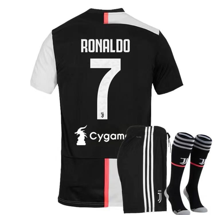 ronaldo long sleeve jersey juventus