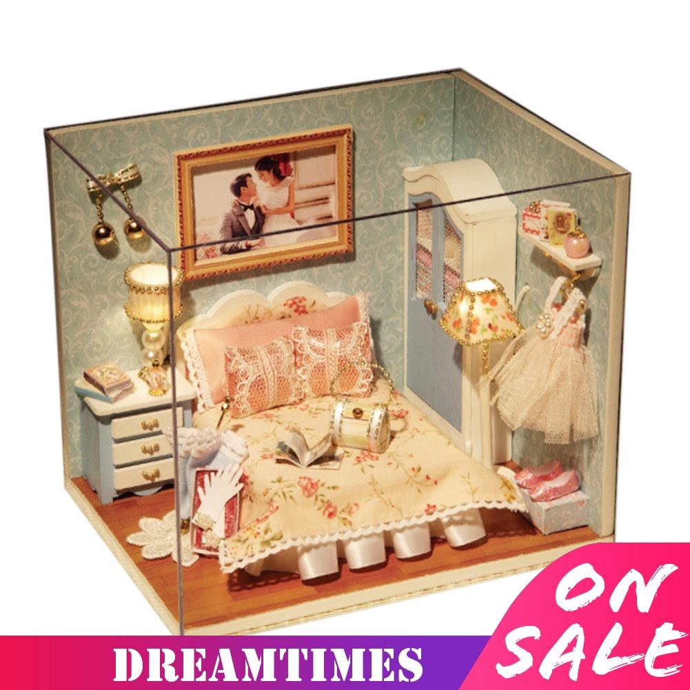 dollhouse baby doll house