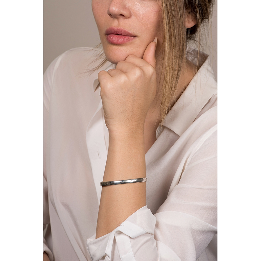 gucci blind for love bangle