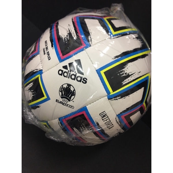 Adidas Soccer Ball Size 5 / Bola Sepak Saiz 5 Jenama ADIDAS high