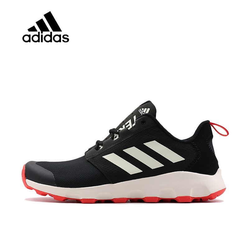 terrex voyager dlx shoes