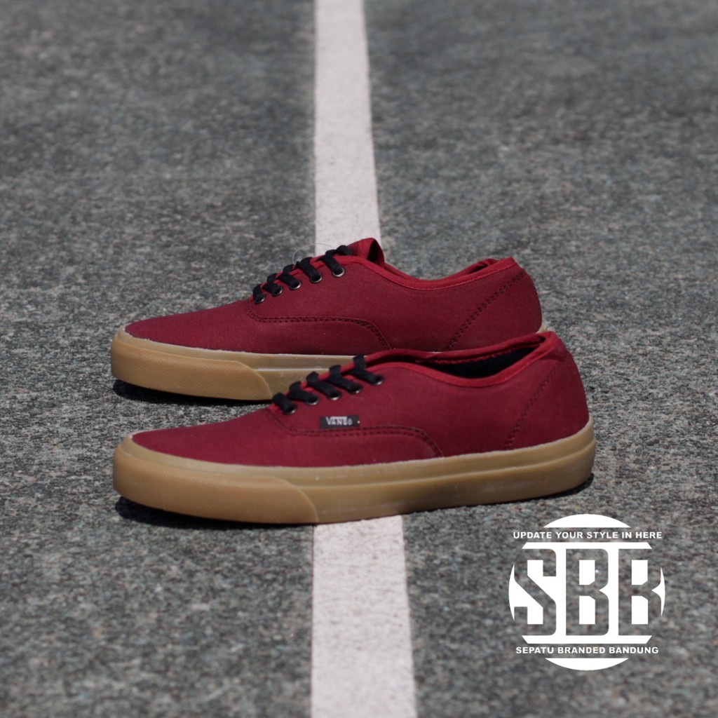 vans authentic maroon gum