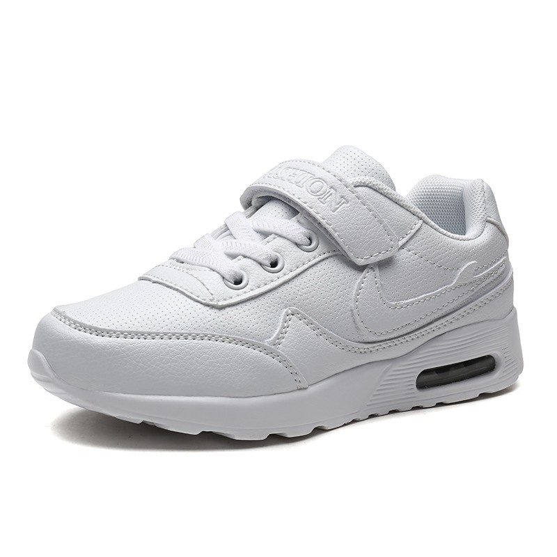 discount kids sneakers