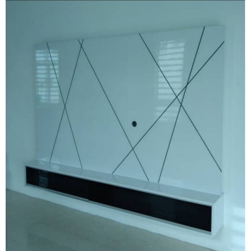 TV 5ft with tinted glass door Shopee Malaysia