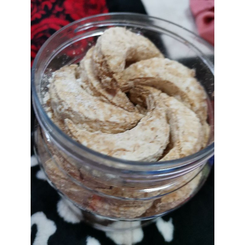 Kuih Bangkit Kelapa Asli Kuih Tradisional Sedap Kurang Manis Pilihan Ramai Shopee Malaysia