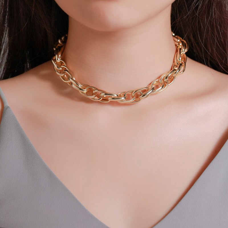 thick gold choker necklace