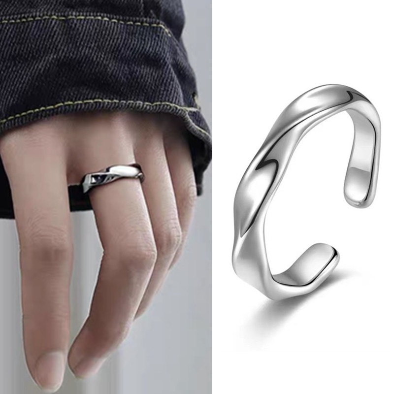 Stainless Steel Mobius Ring Couple Open Ring Men and Women Personality Ring Korea