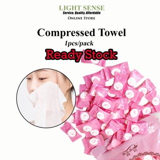 1pcs Disposable Compressed Towel / Disposable Cotton Face Towel / Travel Face Towel Candy Size 一次性压缩洗脸巾纯棉